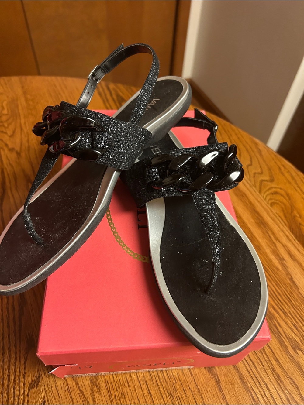Vaneli Black Slingback Thong Sandals with Glossy Chain Detail